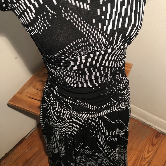 Kenneth Cole Reaction Dress- SZ S **New With Tags** - Picture 15 of 16